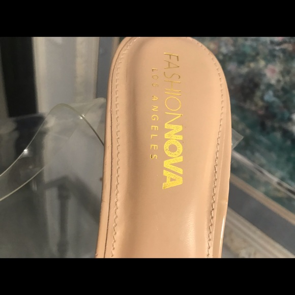 4" Acrylic Ankle strap Heels. Size 8.5 - Picture 7 of 7